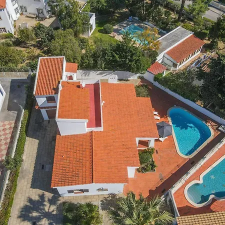 Vila Casa Anas By Hellovacations