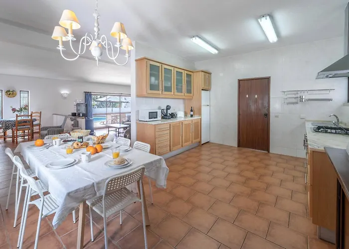 Casa Anas By Hellovacations Albufeira